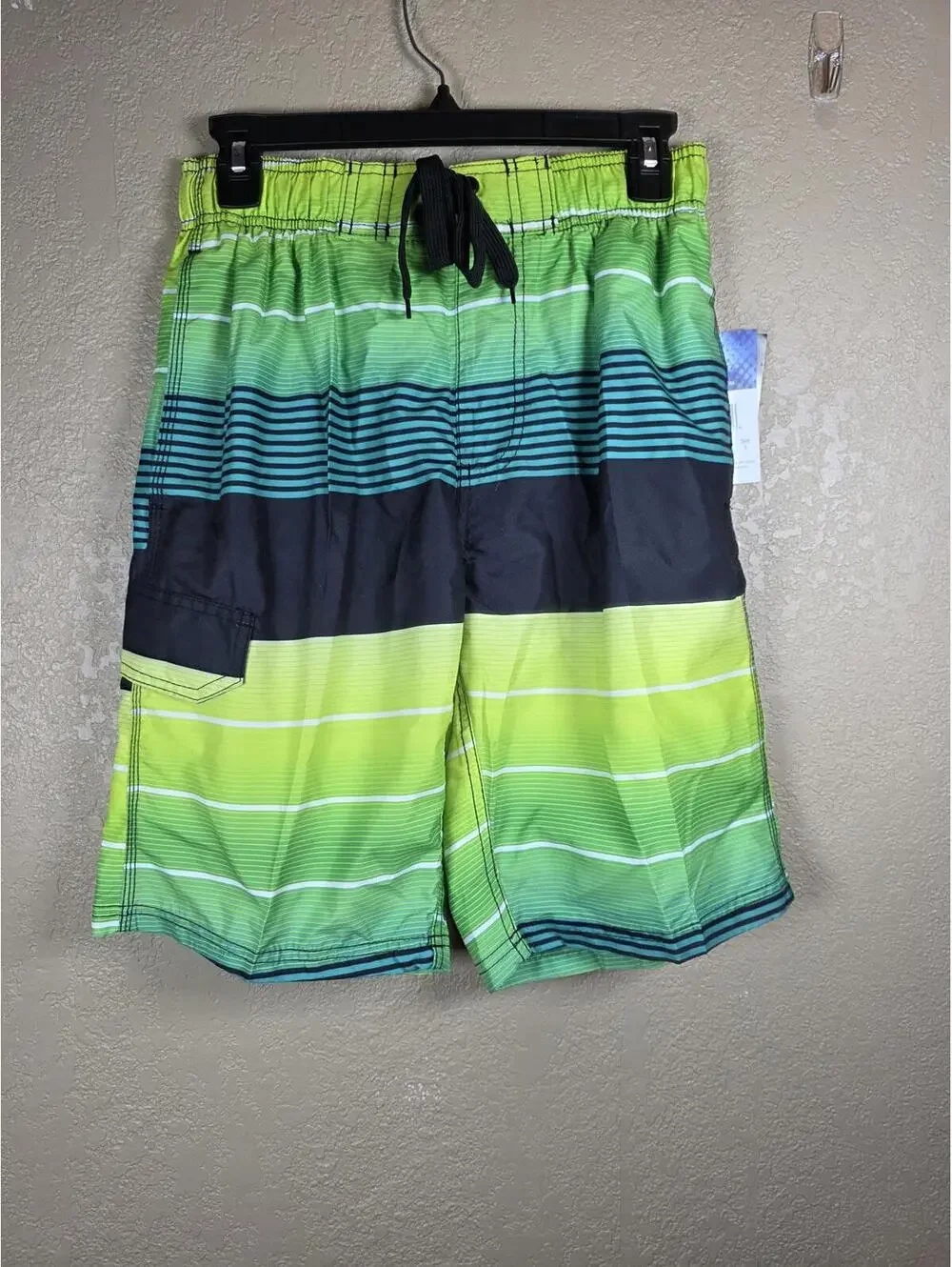 KANU SURF MEN’S FLEX SWIM TRUNKS ECHELON BLACK/GREEN SIZE SMALL